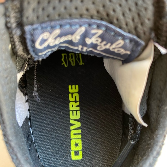 Converse Chuck Taylor Sneakers - Picture 5 of 6